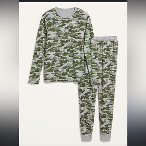 Old Navy Men’s  Camouflage Pajama Set